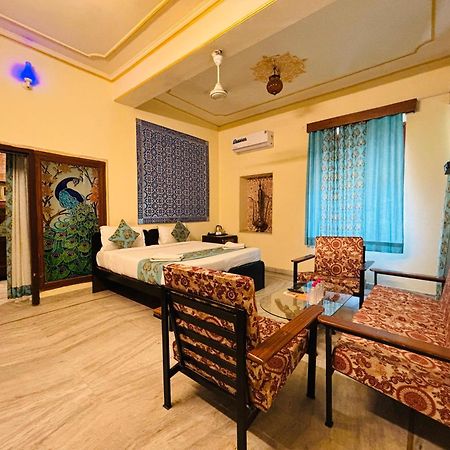 Hotel Radoli House - A Heritage Hotel ジャイプール エクステリア 写真