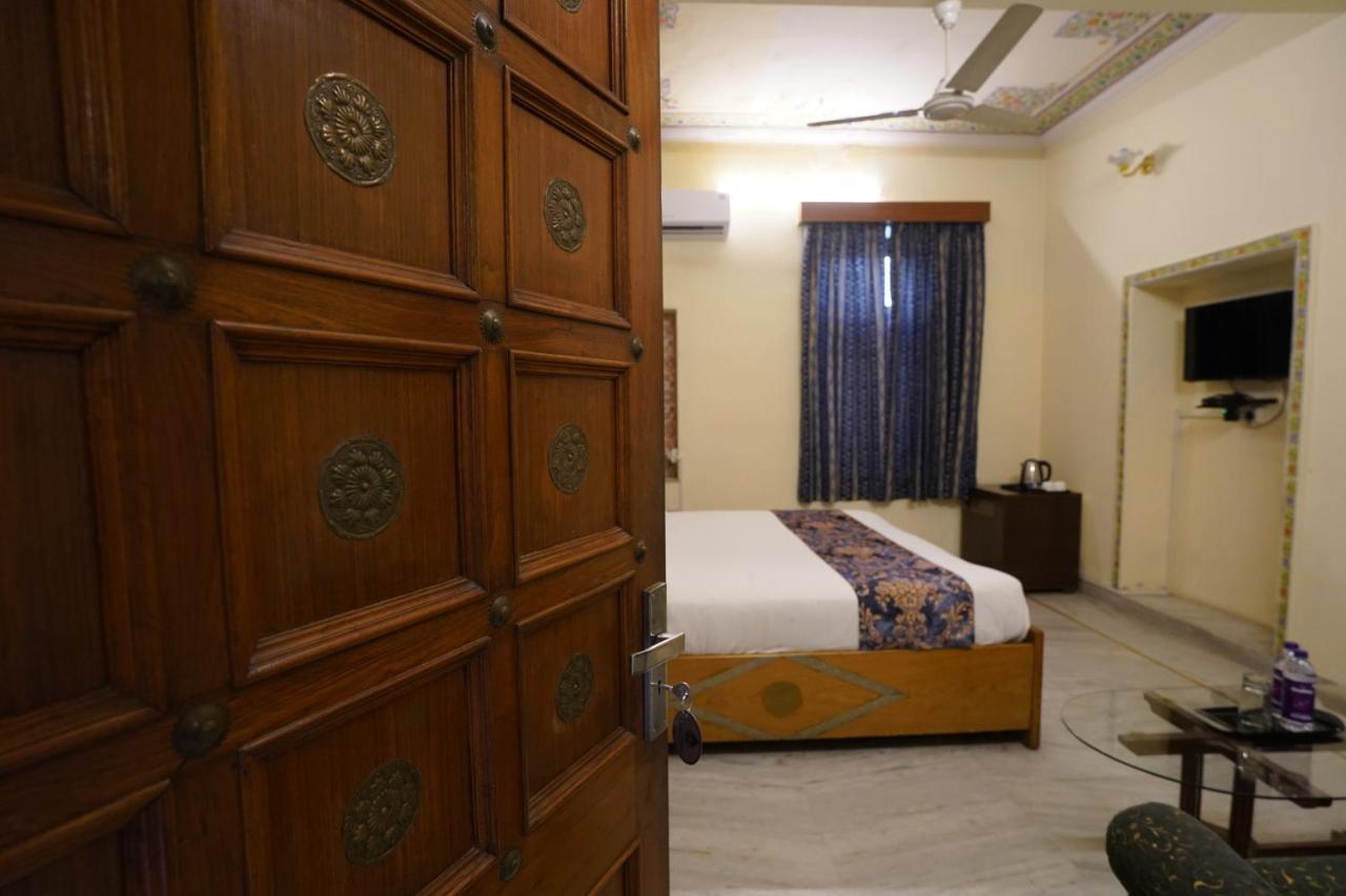Hotel Radoli House - A Heritage Hotel ジャイプール エクステリア 写真