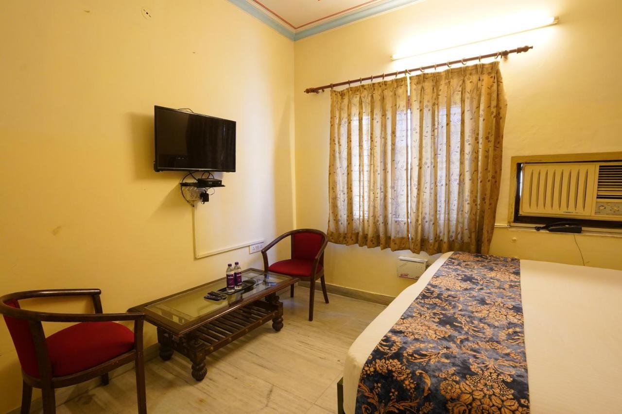 Hotel Radoli House - A Heritage Hotel ジャイプール エクステリア 写真