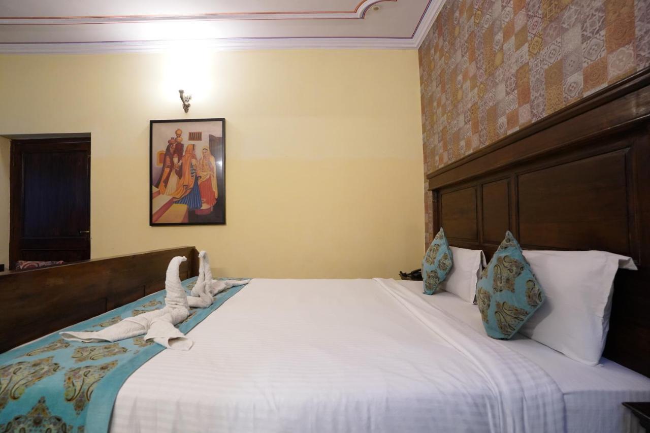 Hotel Radoli House - A Heritage Hotel ジャイプール エクステリア 写真
