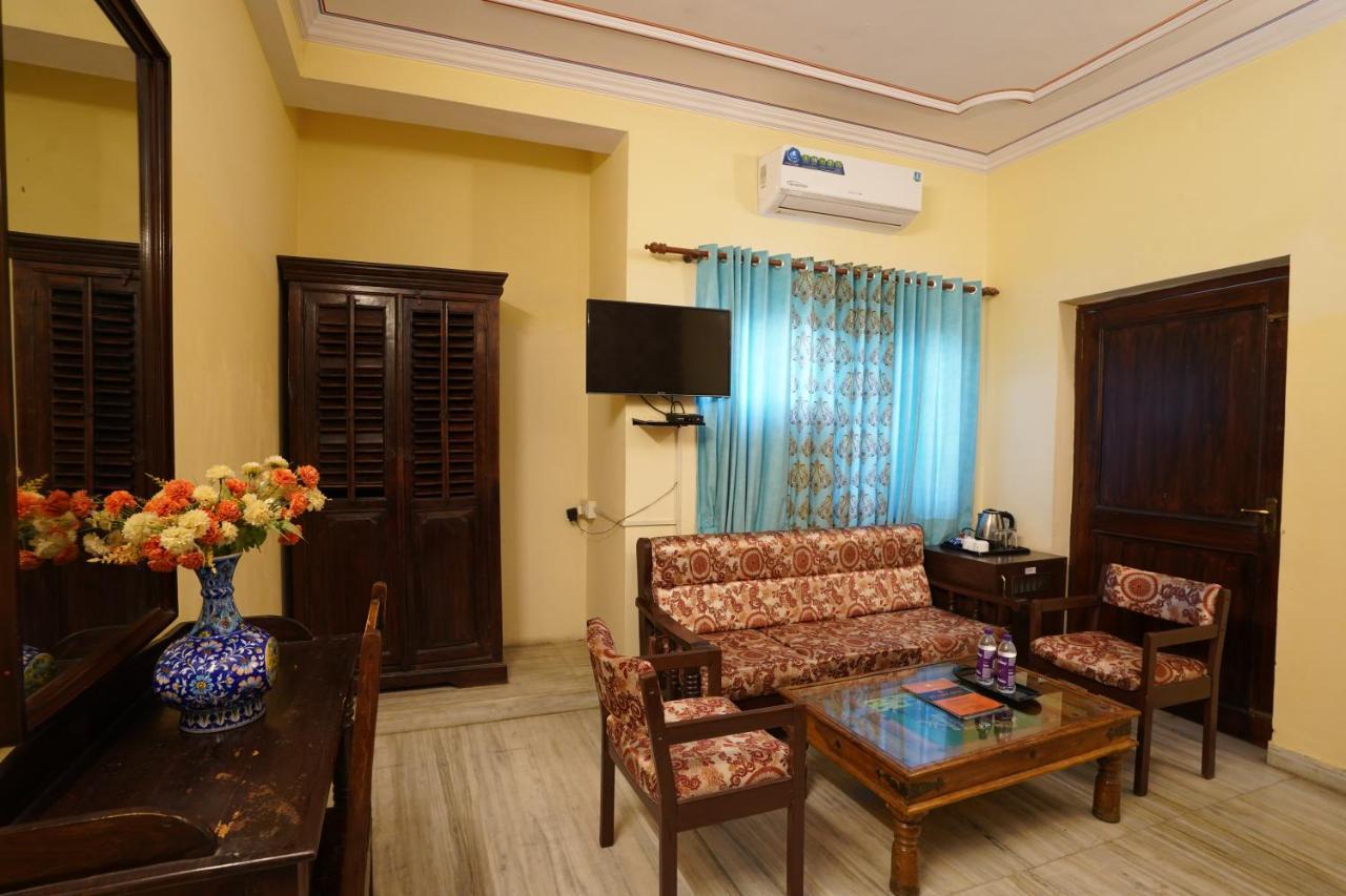Hotel Radoli House - A Heritage Hotel ジャイプール エクステリア 写真